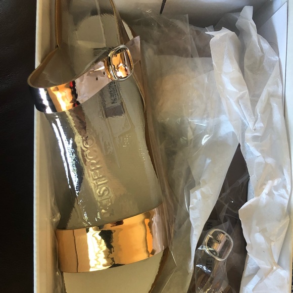 Steve Madden Shoes - Steve Madden Sandals